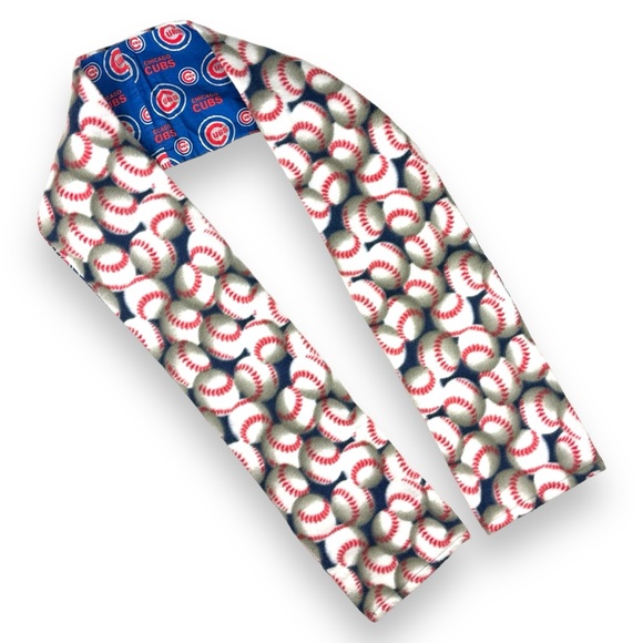Chicago‎ Cubs Pocket Scarf Soft Fleece Reversible Glitter Logo MLB Baseball Fan - Picture 6 of 11